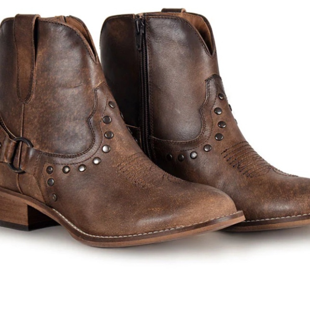 Myra Bag Calido Cannes Brown Ankle Boots with Western Style
